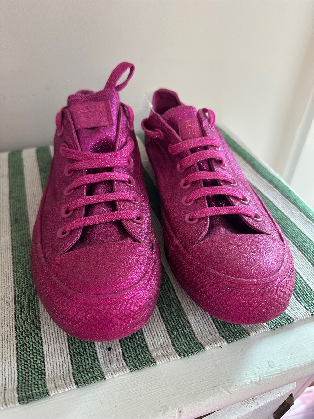 Converse Chuck Taylor All Star Fuchsia Glitter Low Top Sneakers M6 W8